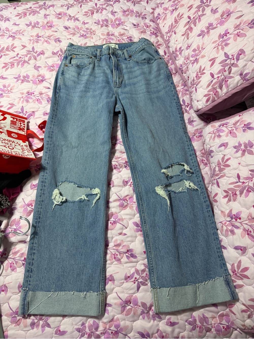 Abercrombie High Rise Relaxed 90s Jeans